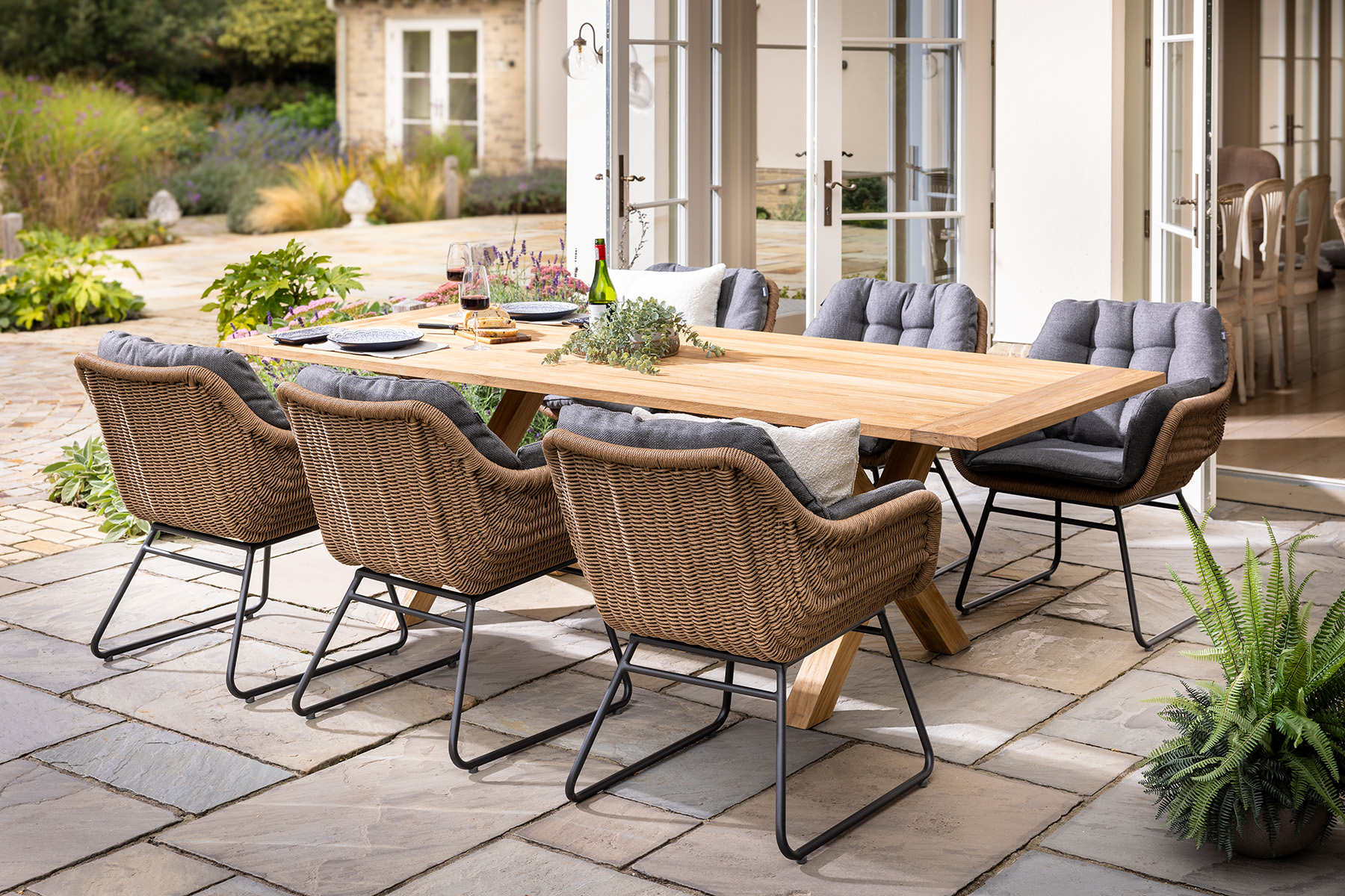 Rayo 6 Seat Regis Teak Dining Set